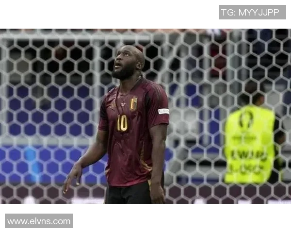 全球足球历史上最拉胯球员排行榜及其尴尬表现解析