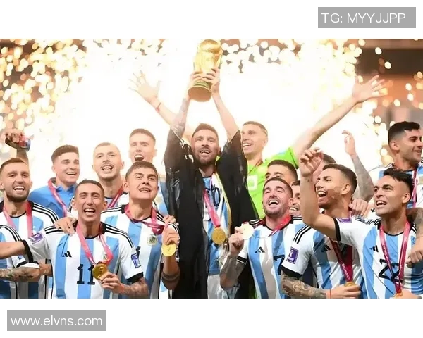 从没钱买足球到足坛巨星 他逆袭成为世界顶级球员